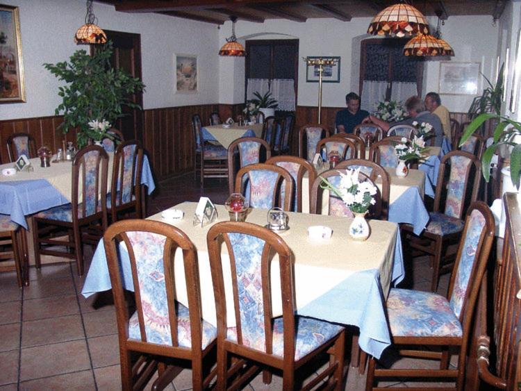 Hotel Drei Koenige Neckarbischofsheim Екстер'єр фото